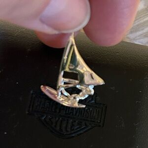 Source Unknown Silver Sailboat Necklace